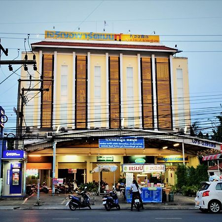 Charoen Apartment Hotel Trang Extérieur photo